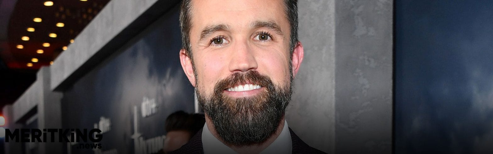 Rob McElhenney 1